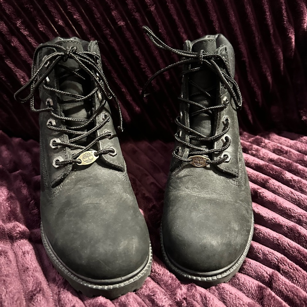 Timberland Genuine Leather Black Boots Size 6M